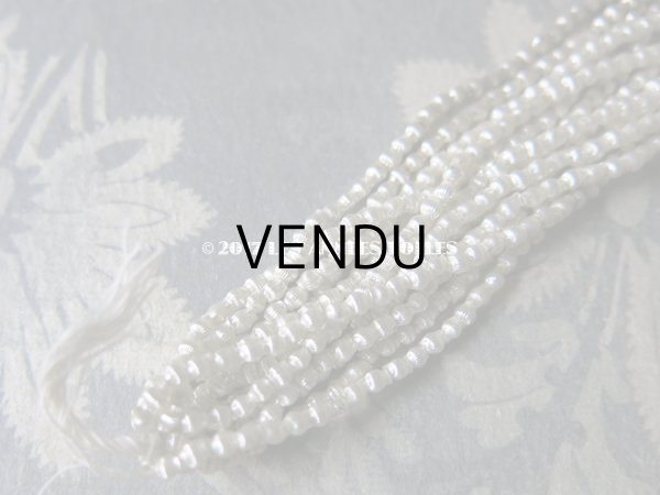 画像4: 1920年代 アンティーク 吹きガラス製 極小 ビーズ ライン入り シルバー  スフレビーズ 2×2.5mm   (4)