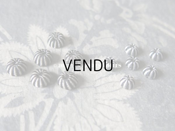 画像5: 19世紀 アンティーク ドール用　極小 シルク製 くるみボタン 5mm モノトーン 6ピース (5)