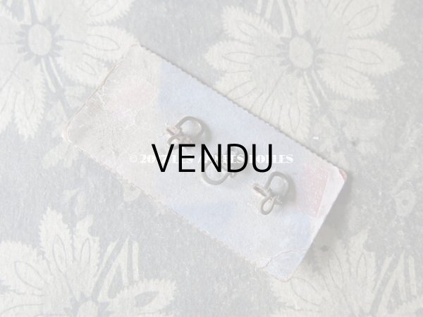 画像5: 19世紀末 アンティーク シャツ＆ブラウスの前たて用  ラインストーンのボタン　3ピースのセット 5mm  (5)