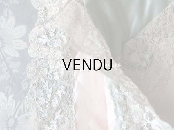 画像8: 1900年代 アンティーク シルク製 ハンキーケース  花模様のレース ハンカチ用ポシェット  (8)