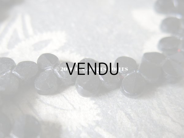 画像5: 1900年代 アンティーク フレンチジェット クローバー型 ビーズ オーバル 25ピース  (5)