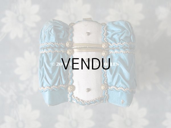 画像8: 19世紀 アンティーク ナポレオン3世時代 お菓子箱 鍵付き 木箱 ドラジェ & チョコレート  (8)