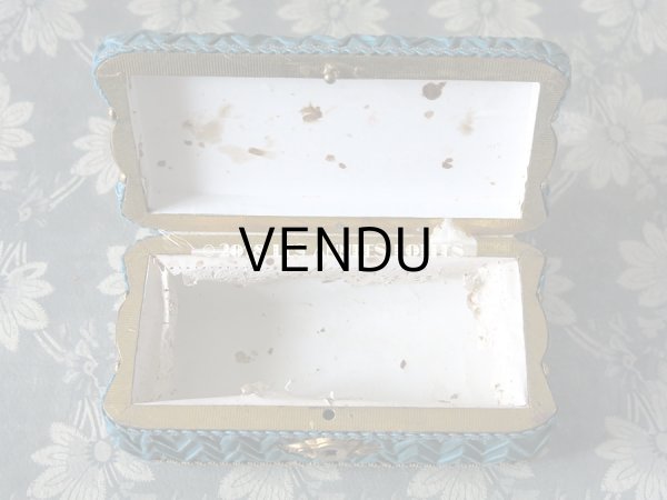 画像10: 19世紀 アンティーク ナポレオン3世時代 お菓子箱 鍵付き 木箱 ドラジェ & チョコレート  (10)