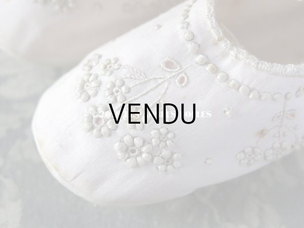 画像7: 1900年代 アンティーク ベビー用  淡いピンクの靴 手刺繍の花模様 (7)