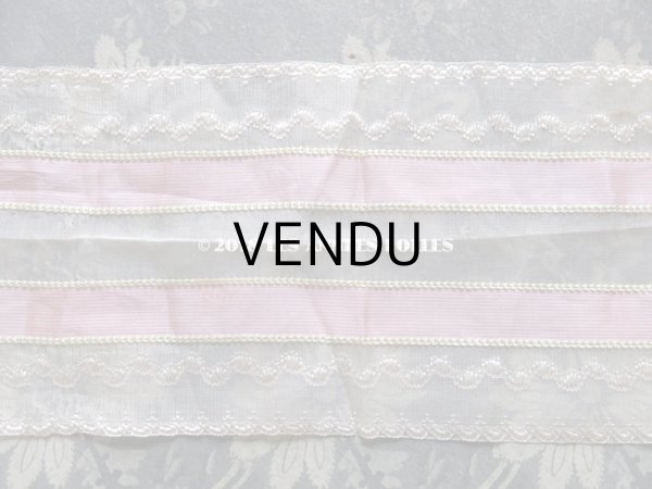 画像3: 19世紀末 アンティーク シルク製 幅広リボン ピンクのピンストライプ  46cm (3)