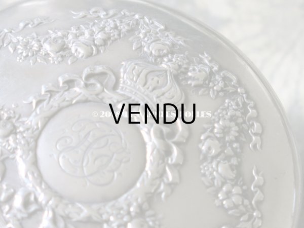 画像7: 1900年代　アンティーク シルバー製 パウダーケース 王冠 ＆ リボンのガーランド & モノグラム (7)