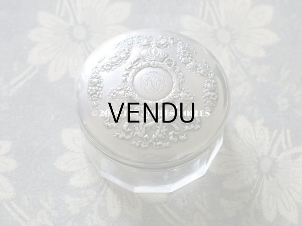 画像3: 1900年代　アンティーク シルバー製 パウダーケース 王冠 ＆ リボンのガーランド & モノグラム (3)