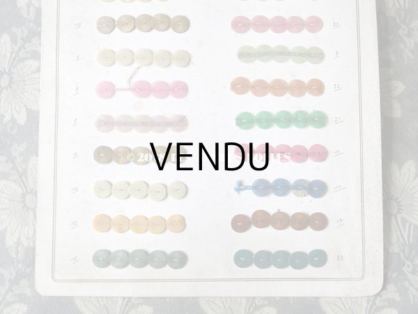 画像3: 1920年代 アンティーク  サンプラー ソレイユ スパンコール ゼラチン製 22色 (3)