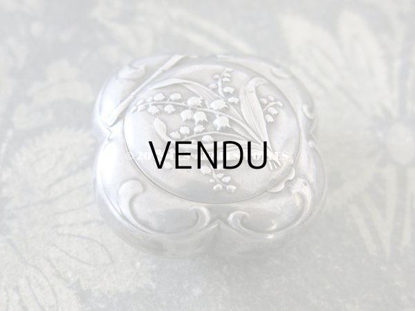 画像3: アンティーク シルバー製 鈴蘭のパウダーケース   (3)