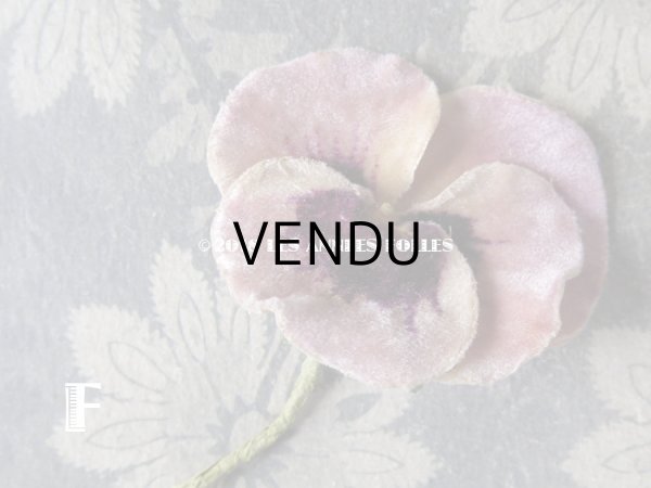 画像3: アンティーク  パンジーの布花 ベルベットのコサージュ (3)