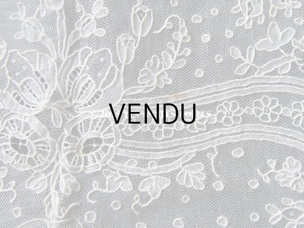 画像17: 19世紀 アンティーク ポワンドガーズのレース  結婚式のハンカチ 王冠の刺繍 【 ポワン・ド・ガーズ 】 (17)