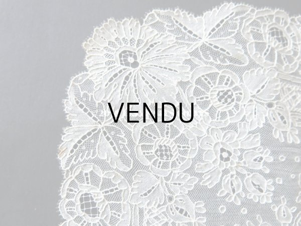 画像14: 19世紀 アンティーク ポワンドガーズのレース  結婚式のハンカチ 王冠の刺繍 【 ポワン・ド・ガーズ 】 (14)