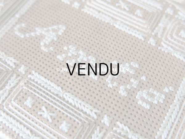 画像6:  アンティーク  ニードルケース  淡いブルーグリーン AMITIE (6)