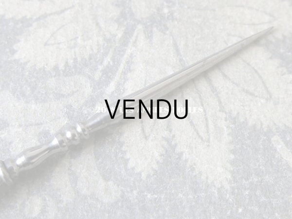 画像10: 1900年代 アンティーク シルバー製 菫のソーイングセット 裁縫道具 (10)