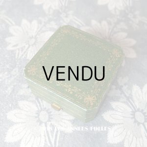 画像: アンティーク ジュエリーボックス 金彩入り グリーン
