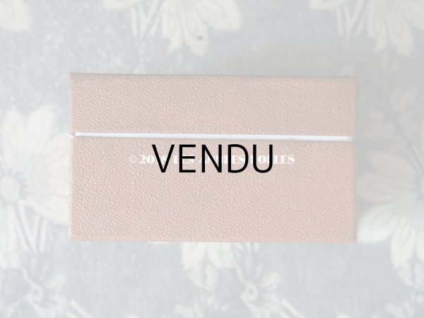 画像6: 19世紀 アンティーク 硝子の蓋の紙箱 ラベル付 ビーズ＆ラインストーン (6)