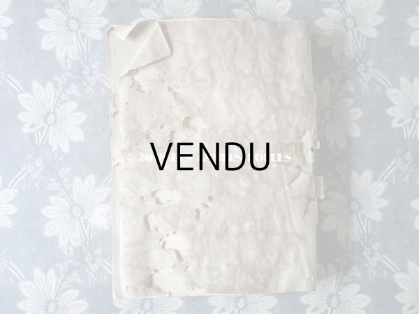 画像3: 1897年 アンティーク ドラジェのお菓子箱 JR & EB (3)