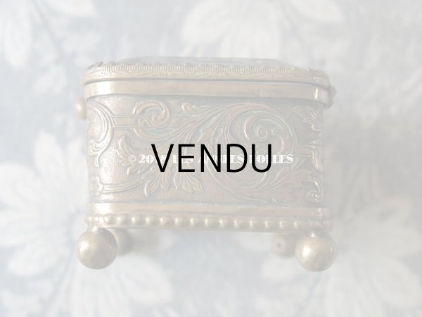 画像8: 1900年代 アンティーク ジュエリーボックス モノグラム 【J】 リボンのガーランド (8)