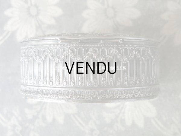 画像7: 1900年頃　アンティーク 大きなパウダーケース  薔薇＆リボンのガーランド  (7)