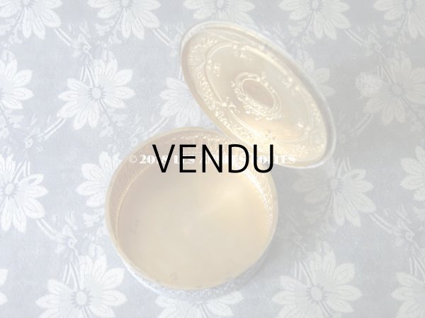 画像5: 1900年頃　アンティーク 大きなパウダーケース  薔薇＆リボンのガーランド  (5)