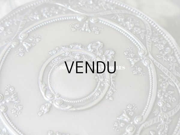 画像8: 1900年頃　アンティーク 大きなパウダーケース  薔薇＆リボンのガーランド  (8)