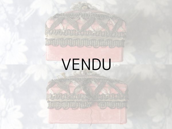 画像6: 19世紀末 アンティーク　ロココトリム＆金糸のトリム お菓子箱　シルク製 (6)