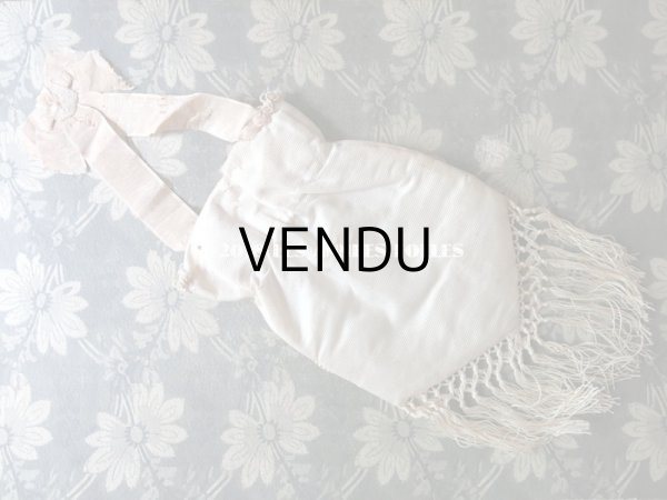 画像9: 19世紀末 アンティーク 硝子の蓋の紙箱入り コミュニオンのヘッドリース & オモニエール & ロザリオ (9)