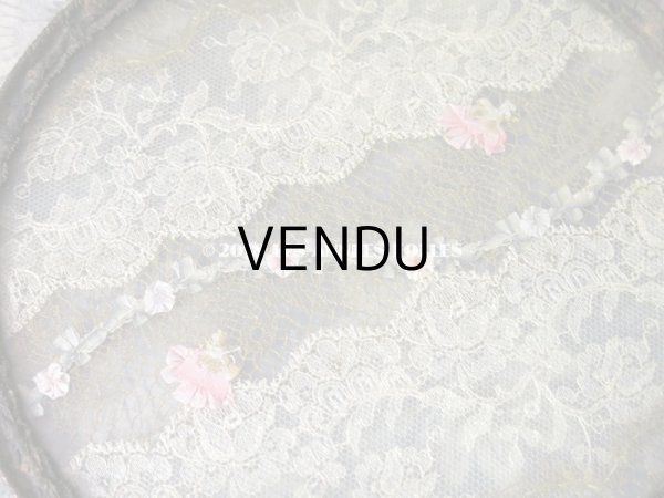 画像3: 19世紀末 アンティーク トレイ　ロココトリム＆レースの装飾 小物入れ (3)