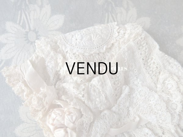 画像8: アンティーク ドール用 淡いピンクの薔薇のモチーフとレースのボネ (8)