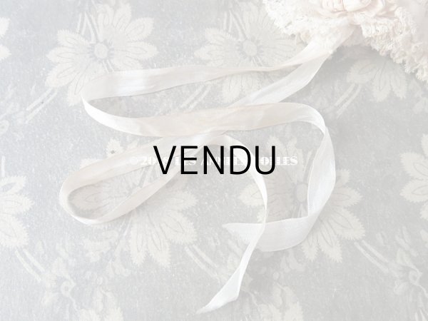 画像11: アンティーク ドール用 淡いピンクの薔薇のモチーフとレースのボネ (11)