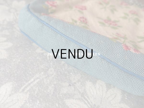 画像12: 19世紀末 アンティーク  オモニエール 薔薇模様 ニードルポイント シルバー製のフレーム (12)