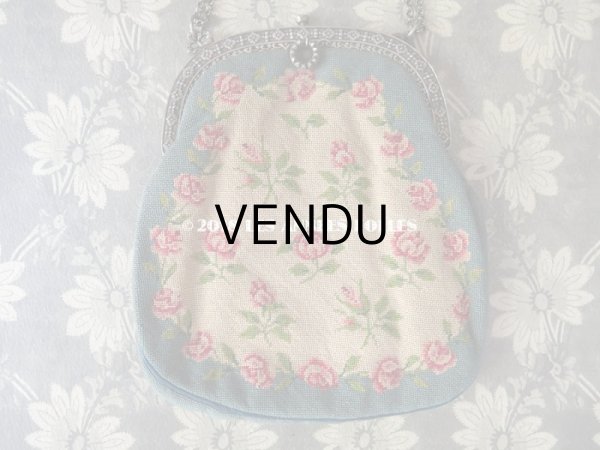 画像3: 19世紀末 アンティーク  オモニエール 薔薇模様 ニードルポイント シルバー製のフレーム (3)