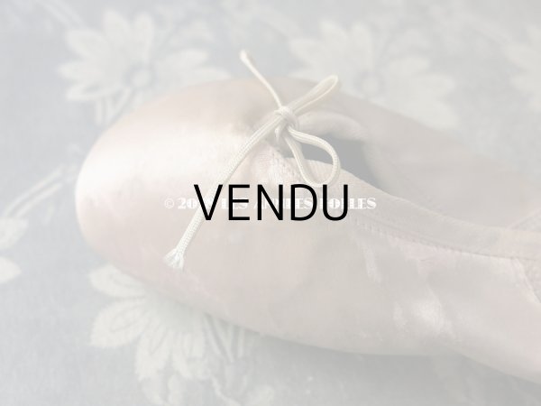 アンティーク 少女用 バレエシューズ パールピンク : LES ANNEES