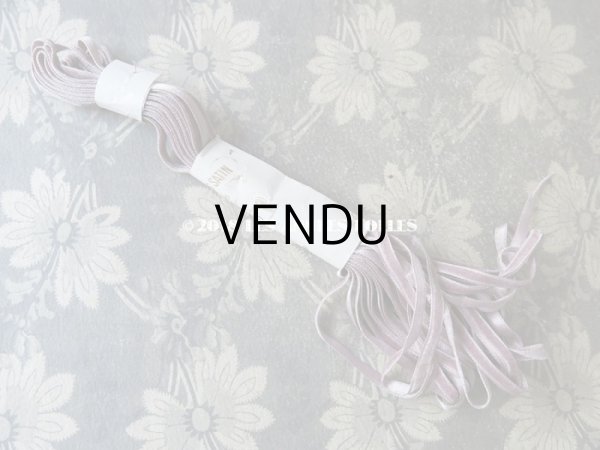 画像3: 19世紀末 アンティーク シルク製 極細 ベルベットリボン  ダブルフェイス 5mm幅 ラベンダー (3)