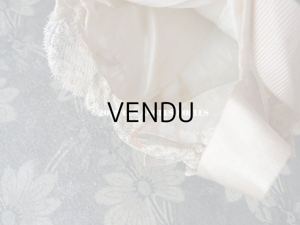 画像10: 1900年代 アンティーク コミュニオンのオモニエール ピンクベージュのリボン モノグラム【R】 (10)