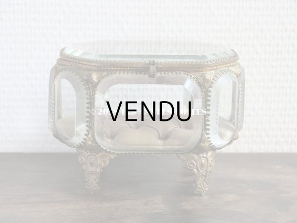 画像3: 19世紀 アンティーク ジュエリーボックス　オクタゴナル　スモーキーパープルのクッション (3)