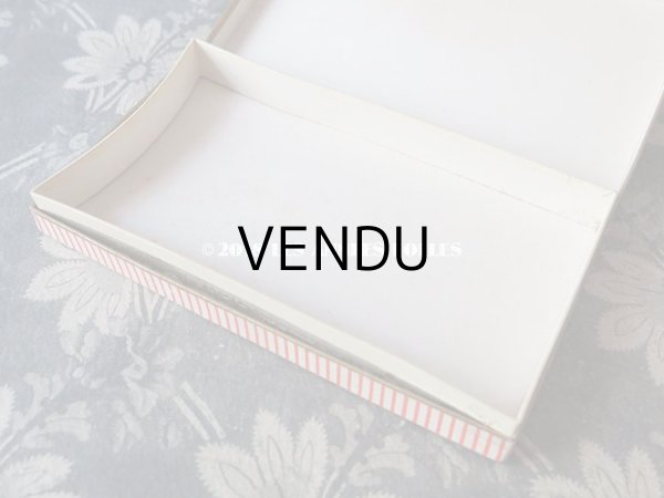 画像6: アンティーク ボンマルシェ ラングドシャのお菓子箱  LANGUES DE CHAT - AU BON MARCHE MAISON A.BOUCICAUT PARIS - (6)