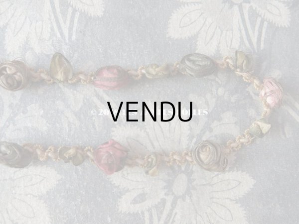 画像9: 19世紀末 アンティーク メタル糸 & シルク製 ロココトリム 4色の薔薇 ロココリボン 60cm (9)