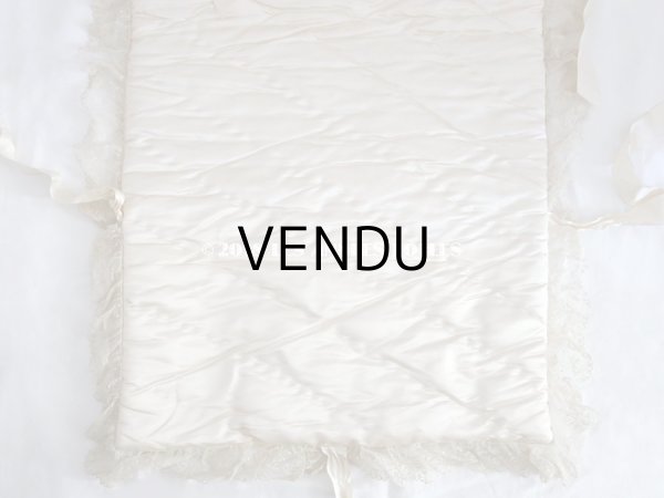 画像8: 新品同様 1900年代 アンティーク シルク製 ピンクベージュの大きなポシェット 鈴蘭＆ライラックのブーケ (8)