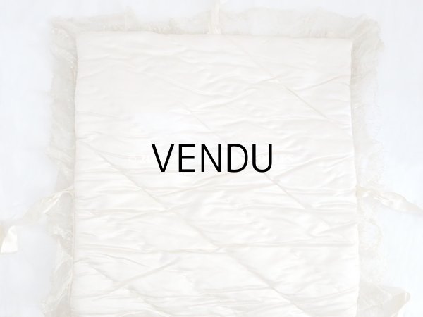 画像9: 新品同様 1900年代 アンティーク シルク製 ピンクベージュの大きなポシェット 鈴蘭＆ライラックのブーケ (9)