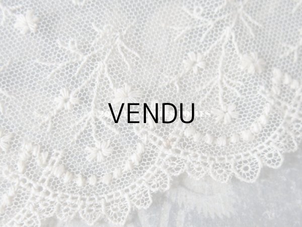 画像9: 1900年代 アンティーク 幅広 チュールレース 小さな花模様 エクリュ 1.08m  (9)