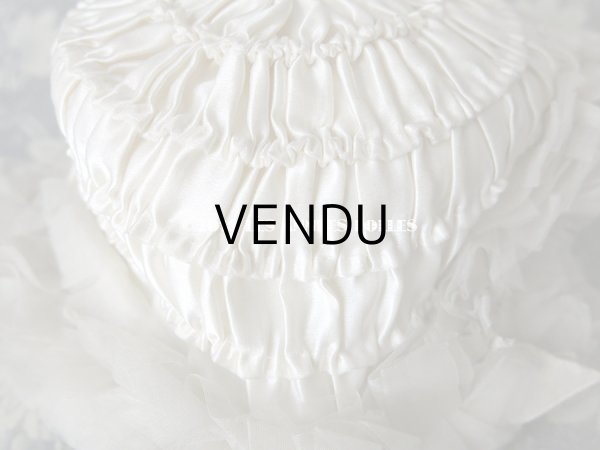 画像9: アンティーク ドール用  シルクサテン & フリルのボネ (9)