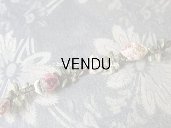 画像2: 19世紀末 アンティーク  シルク製 5色の薔薇のロココトリム  ロココリボン  (2)