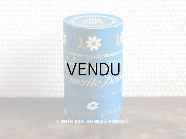 画像1: アンティーク チョコレートのお菓子箱　ボンマルシェ　CROQUETTES MARGUERITE BOUCICAUT　- AU BON MARCHE - (1)