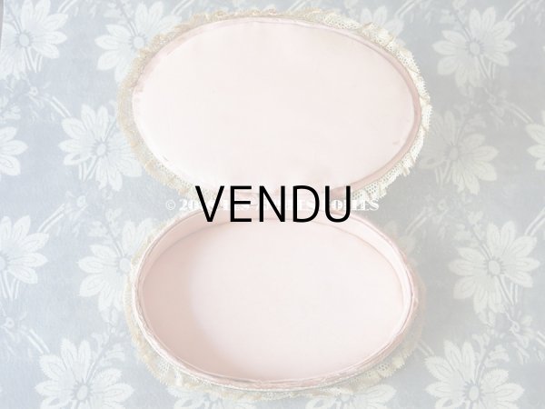 画像6: アンティーク　ロココトリム & レース ピンクのお菓子箱　シルク製 (6)