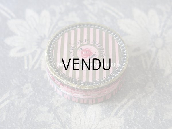 画像2: アンティーク パフ付 小さなパウダーボックス POUDRE NILDE PARIS (2)