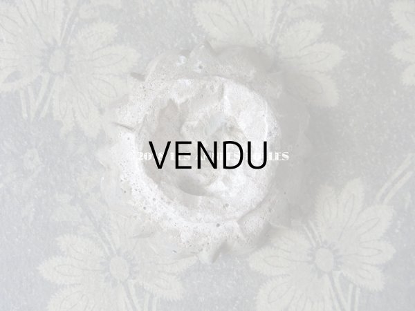 画像3: アンティーク 石膏のオーナメント  うさぎ＆花 (3)