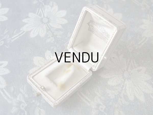 画像7: アンティーク リボン＆リーフの金彩入り  指ぬき用 ジュエリーボックス オフホワイト (7)