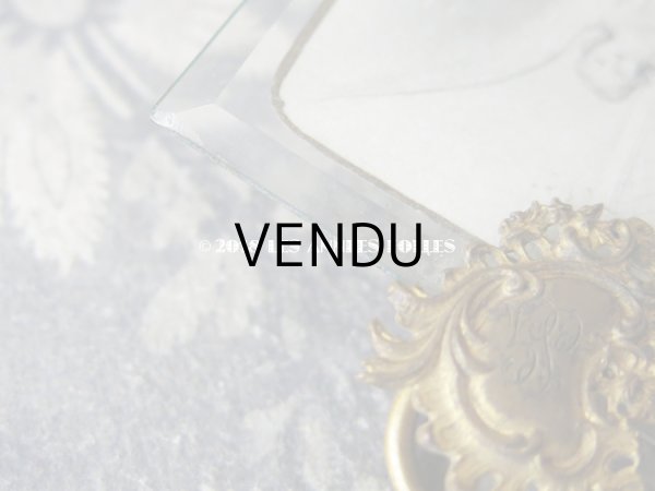 画像10: アンティーク フォトフレーム モノグラムのメダイヨン ロカイユ装飾 (10)