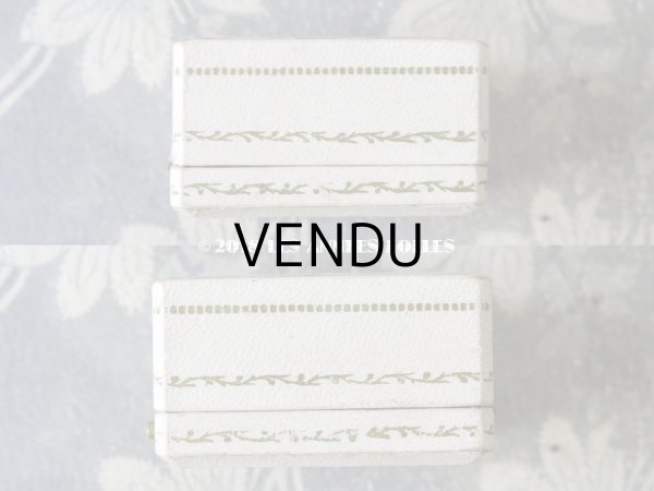 画像6: アンティーク リボン＆リーフの金彩入り  指ぬき用 ジュエリーボックス オフホワイト (6)